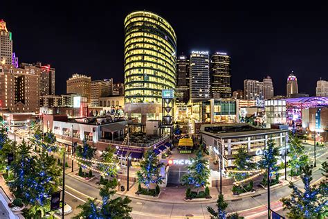 Explore Downtown Landmarks | Kansas City Power & Light District