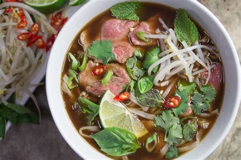 Low FODMAP Pho Bo (Vietnamese Beef Noodle Soup) - FODMAP Everyday