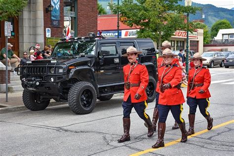 RCMP say ERT emergency convoy through Revelstoke was 'operational,' not training – Revelstoke ...