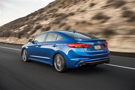 2017 Hyundai Elantra Sport Boasts IRS, Turbo Engine, $21,650 Price Tag - autoevolution