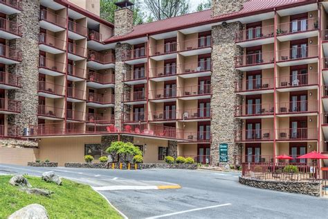 Quality Inn & Suites Gatlinburg, Tennessee, US - Reservations.com