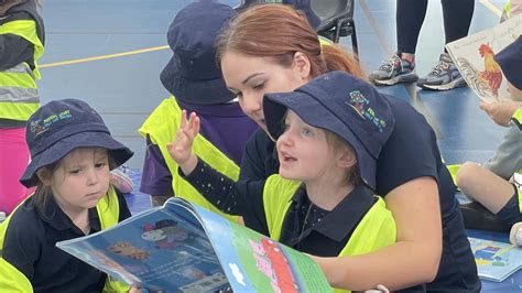 Birkdale State School celebrates Mother’s Day with reading | Photos ...