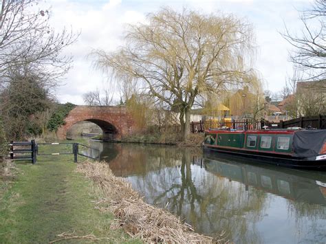 Richlow Info: Images of - the Chesterfield Canal