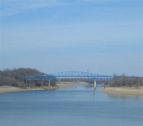 Cumberland River Barge Strikes Bridge – Shipwreck Log