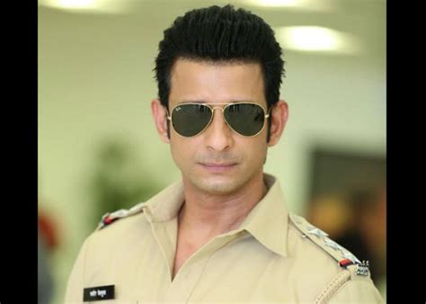 When Sharman Joshi was mistaken to be a real cop on Wajah Tum Ho sets - IBTimes India