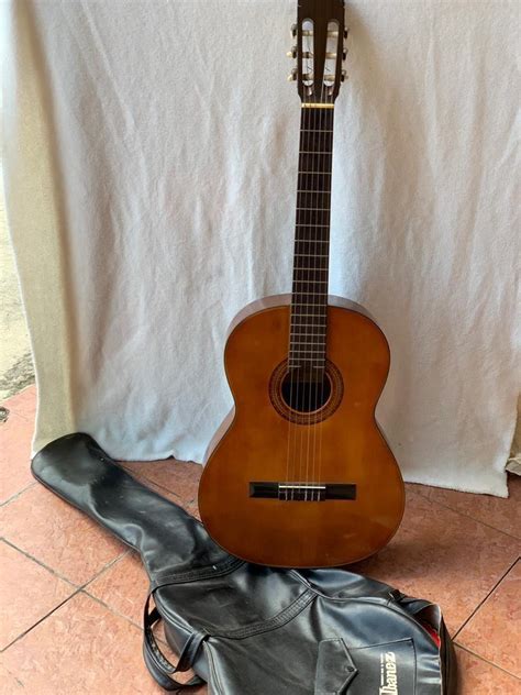 Aria Concert Classical Guitar AC7 with Case - RM250, Hobbies & Toys, Music & Media, Musical ...