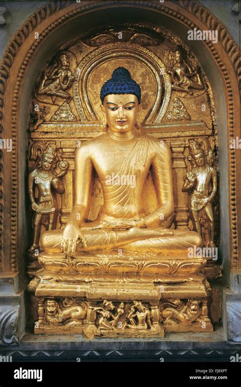 Buddha statue, Mahabodhi Temple Complex, Bodh Gaya, Bodhgaya, Bihar ...