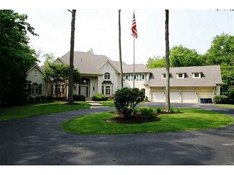 Pat McAfee house: Inside former Colts punter $1.6M, five-bedroom Indianapolis abode