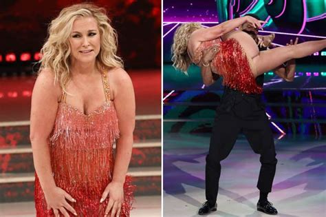 Anastacia suffers wardrobe malfunction as she flashes intimates on Dancing With The Stars ...