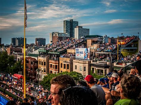 Wrigley rooftop seats by Juan Menjivar on 500px | Rooftop, San ...