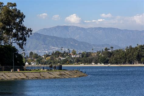 Hiking among the hipsters: Strolling the Silver Lake Reservoir - Los ...