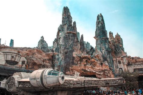 Ultimate Guide to Star Wars: Galaxy's Edge at Disney World (2023)