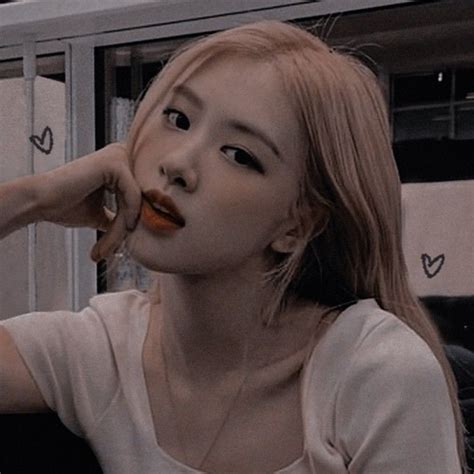 ©Yourmilker | BLACKPINK | ROSE Rose icons aesthetic | Fotos de chicas, Fotos tiernas de novios ...