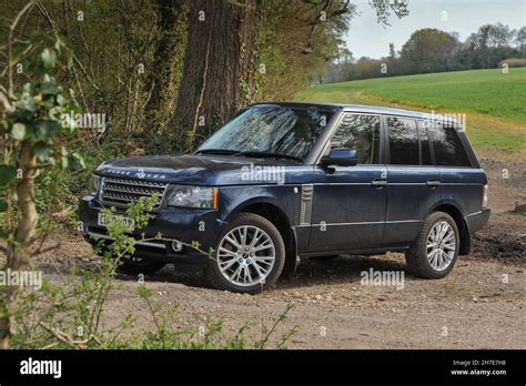 Range Rover L322 Stock Photo - Alamy