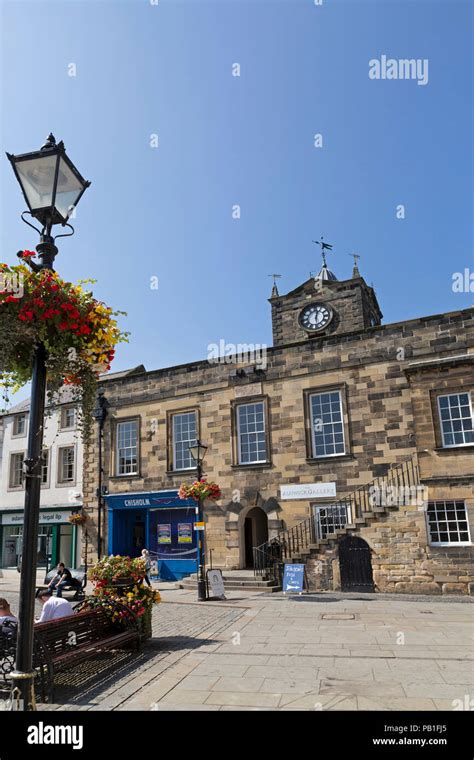 Alnwick gallery hi-res stock photography and images - Alamy