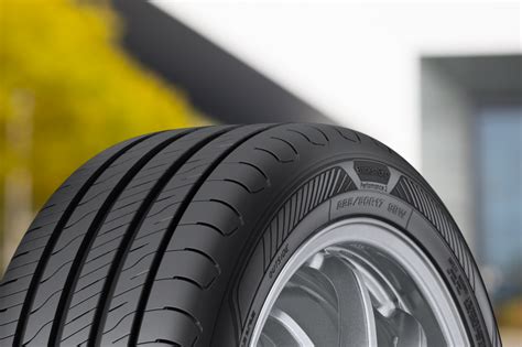 Goodyear takes you further with new EfficientGrip Performance 2 tire