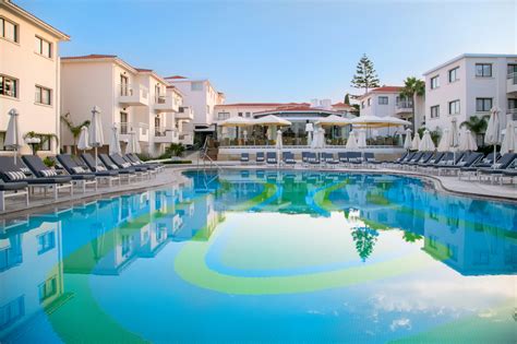 The King Jason Hotel, Paphos, Cyprus. Book The King Jason Hotel online