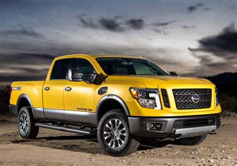 2016 Nissan Titan XD Brings Diesel Goodness Into Focus – Video, Photo ...