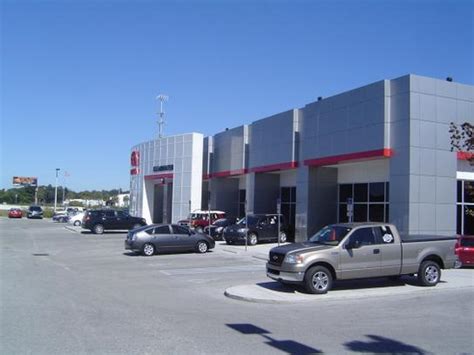 Clearwater Toyota car dealership in Clearwater, FL 33765-2835 | Kelley Blue Book