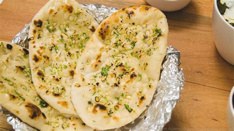 Garlic Naan – Dirty Apron Recipes