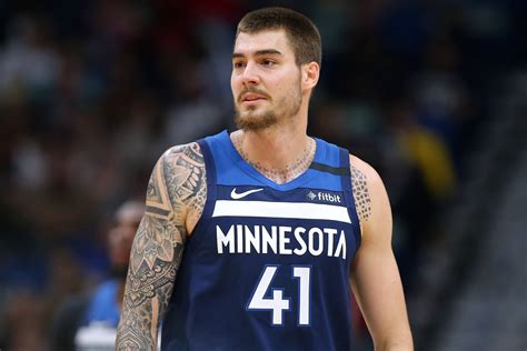 Minnesota Timberwolves starting lineup: Locks, fringe, potential starters - Page 2