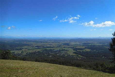 Waterfalls, Rainforest & Glow-worms Mt Tamborine Private Tour with Local Guide • Tours To Go