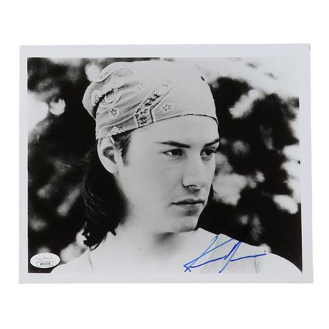 Keanu Reeves Signed 8x10 Photo (JSA) | Pristine Auction