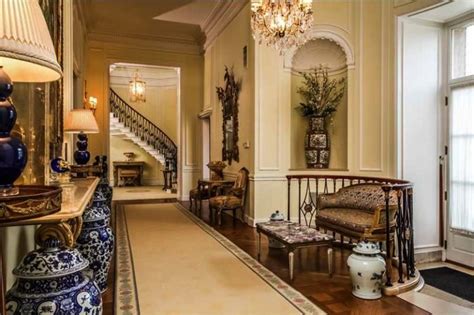 Inside Jay Leno's $13.5M Newport, Rhode Island Oceanfront Mansion (PHOTOS) | Pricey Pads