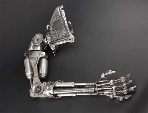 terminator arm | Terminator, Terminator arm, Biomechanical tattoo