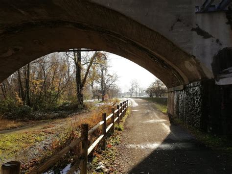 Beautiful Old Bridge with Arches Stock Photo - Image of architecture, water: 134945712