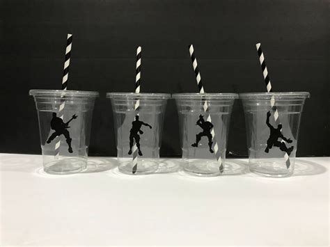 Fortnite Cups with lids and straw, fortnite Party cups, Fortnite Cups, Fortnite Party favor cups ...