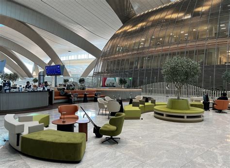 Abu Dhabi Airport Terminal A: Etihad's Gorgeous New Home - One Mile at ...