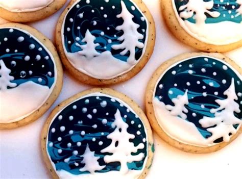 13 Fun, Festive Christmas Cookie Decorating Ideas | Christmas cookies ...