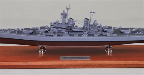 SD Model Makers: US Navy Battleship Model - USS Montana