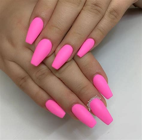 Matte pink nails Matte Pink Nails, Hot Pink Nails, Matte Nail Polish, Pink Acrylic Nails, Pink ...