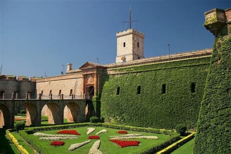 Visitar el Castillo de Montjuic: todo lo que tienes que saber | PequeViajes