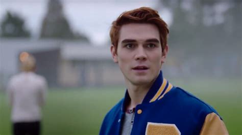 “Riverdale’s” KJ Apa Involved In A Car Accident After Falling Asleep At ...