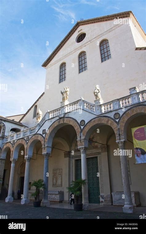 Salerno cathedral hi-res stock photography and images - Alamy