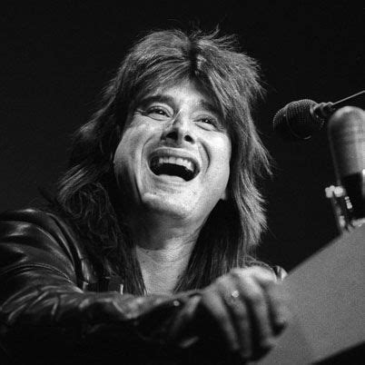 Steve Perry Singing