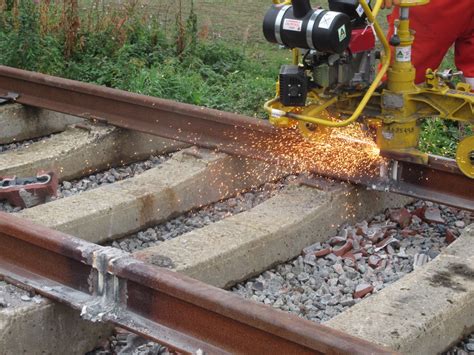 Extension Blog: Thermite welding at Laverton - a special report