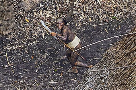 Incredible Photos Of An Uncontacted Amazon Tribe That Doesn’t Know Our Civilization Exists ...