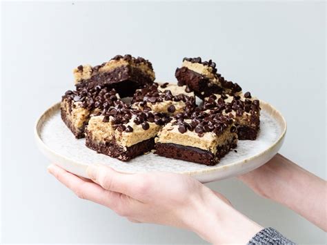 The Healthful Model - Chocolate Chip Cookie Dough Brownie Bars