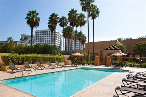 Hotel Suites near John Wayne Airport | Courtyard Irvine John Wayne Airport