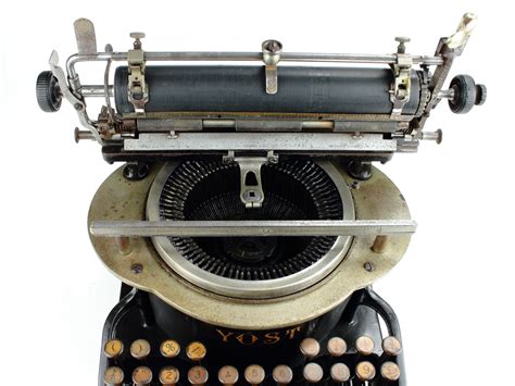 Yost 10 S/N 107563 | typewriter-museum.lv