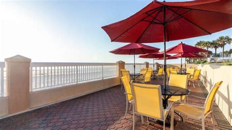 Hampton Inn Daytona Shores - Oceanfront in Daytona Beach Shores, FL | Expedia