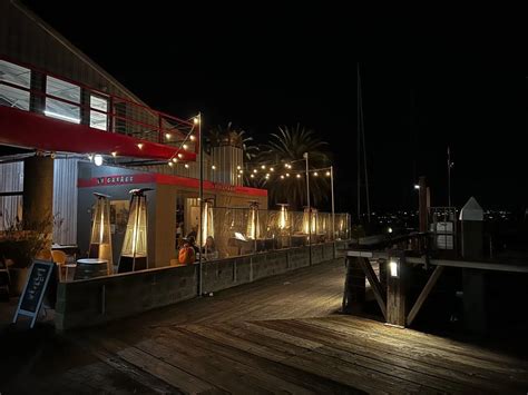 The 20 Best Restaurants in Sausalito, California - Bon Traveler