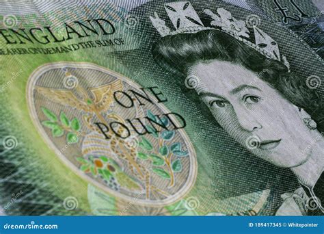 England One Pound Bank Notes Editorial Image - Image of business ...