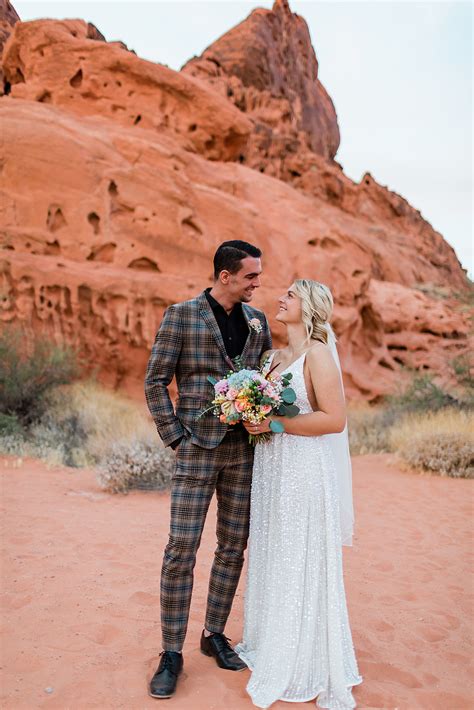 Valley of Fire Elopement Guide, Las Vegas | Ivette West Photography