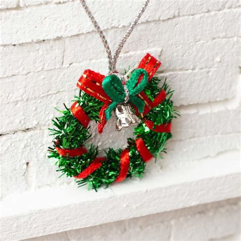 Dollhouse Miniature Green Christmas Wreath - Holiday Miniatures - Dollhouse Miniatures - Doll ...