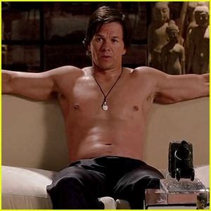 Mark Wahlberg in Date Night | Mark wahlberg, Wahlberg brothers, Donnie wahlberg